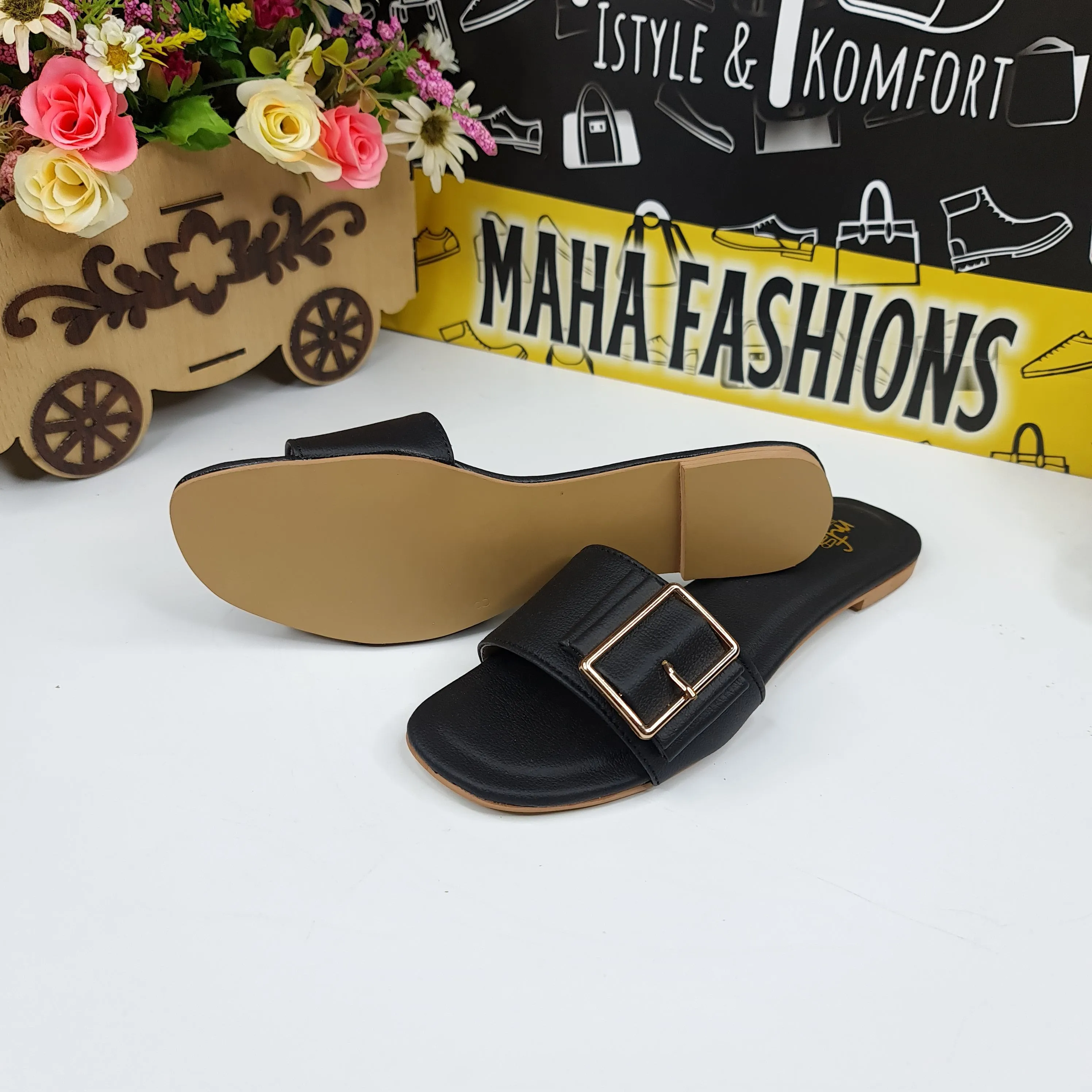 Black Straps Buckle Flat