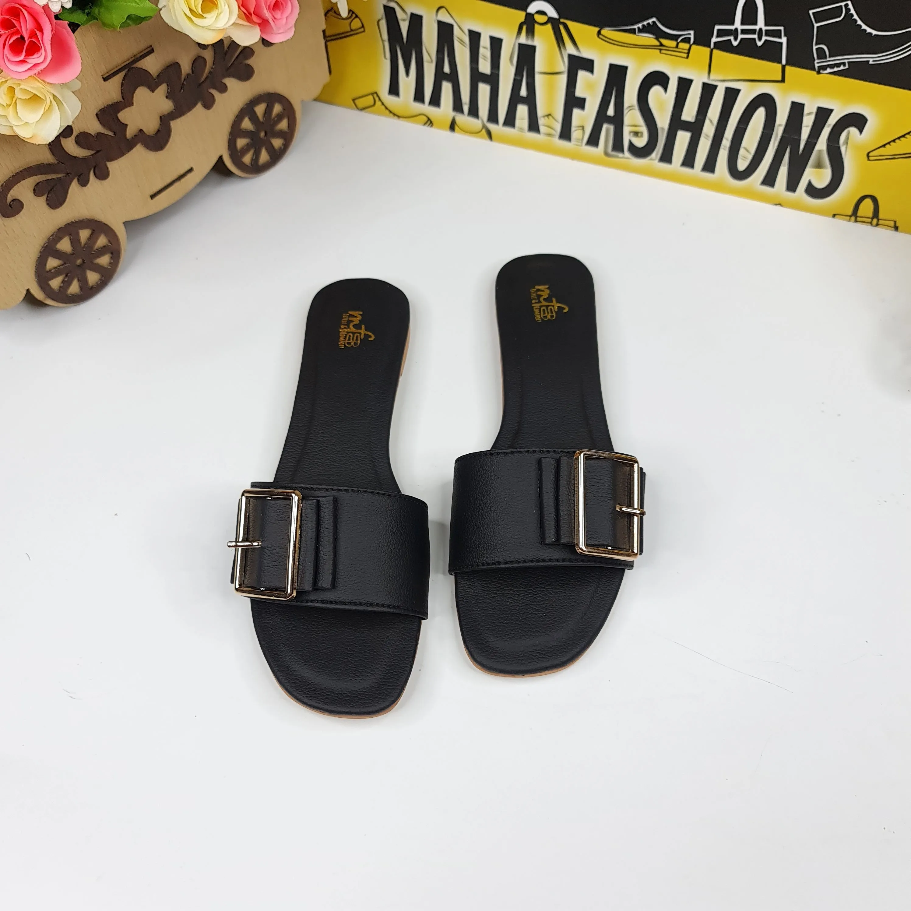 Black Straps Buckle Flat