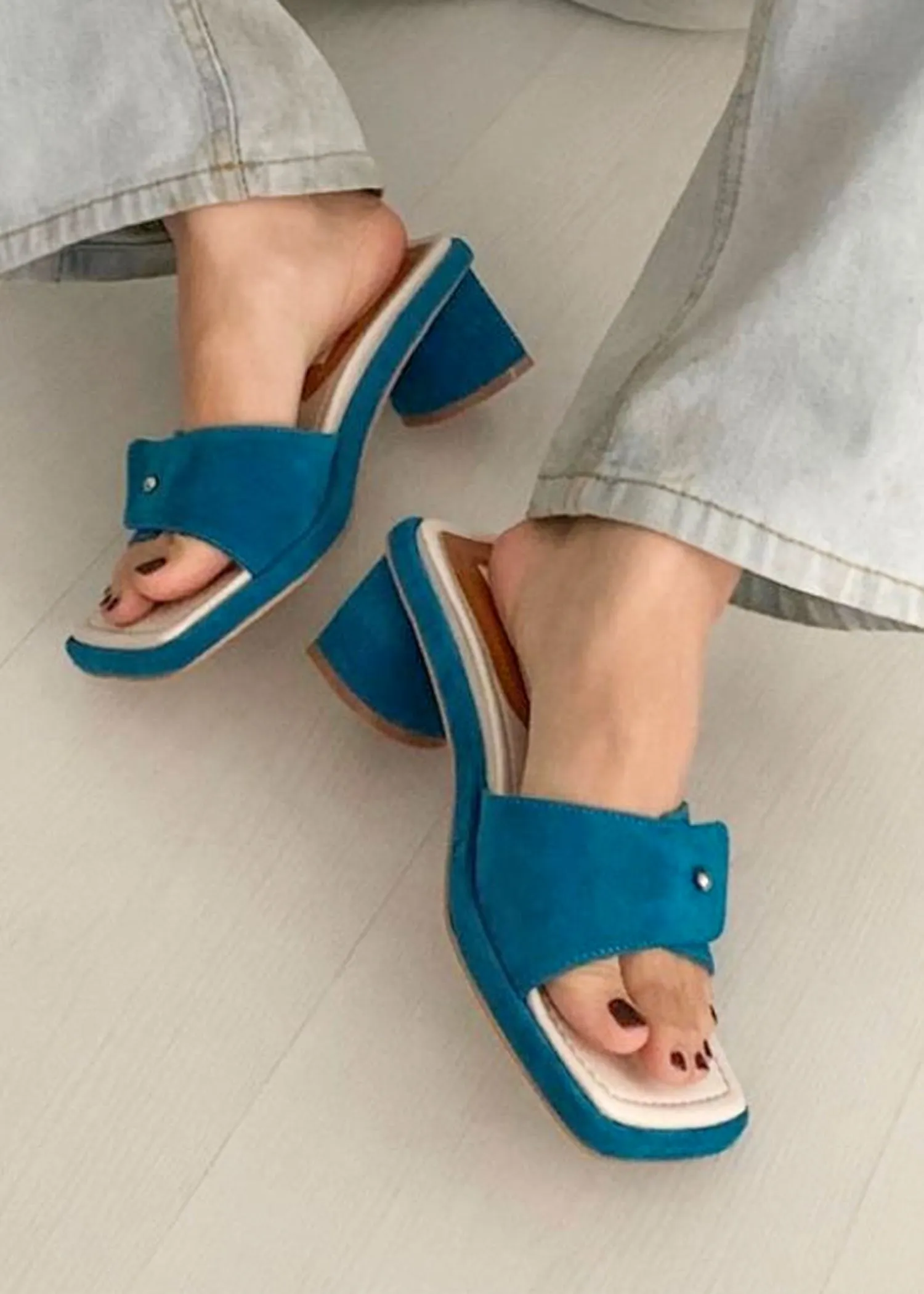 Eva Mules (Pre-order)