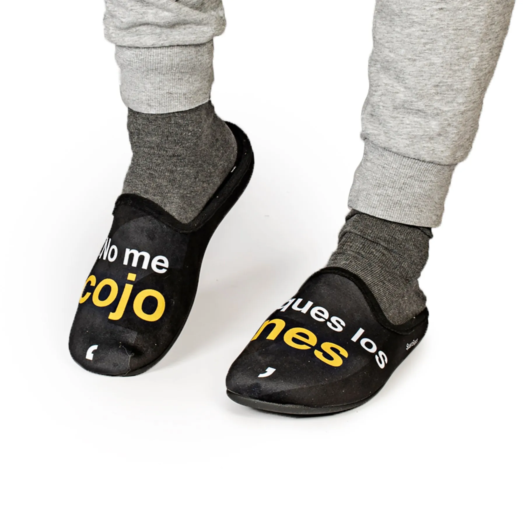 Slippers "No me toques los cojones"