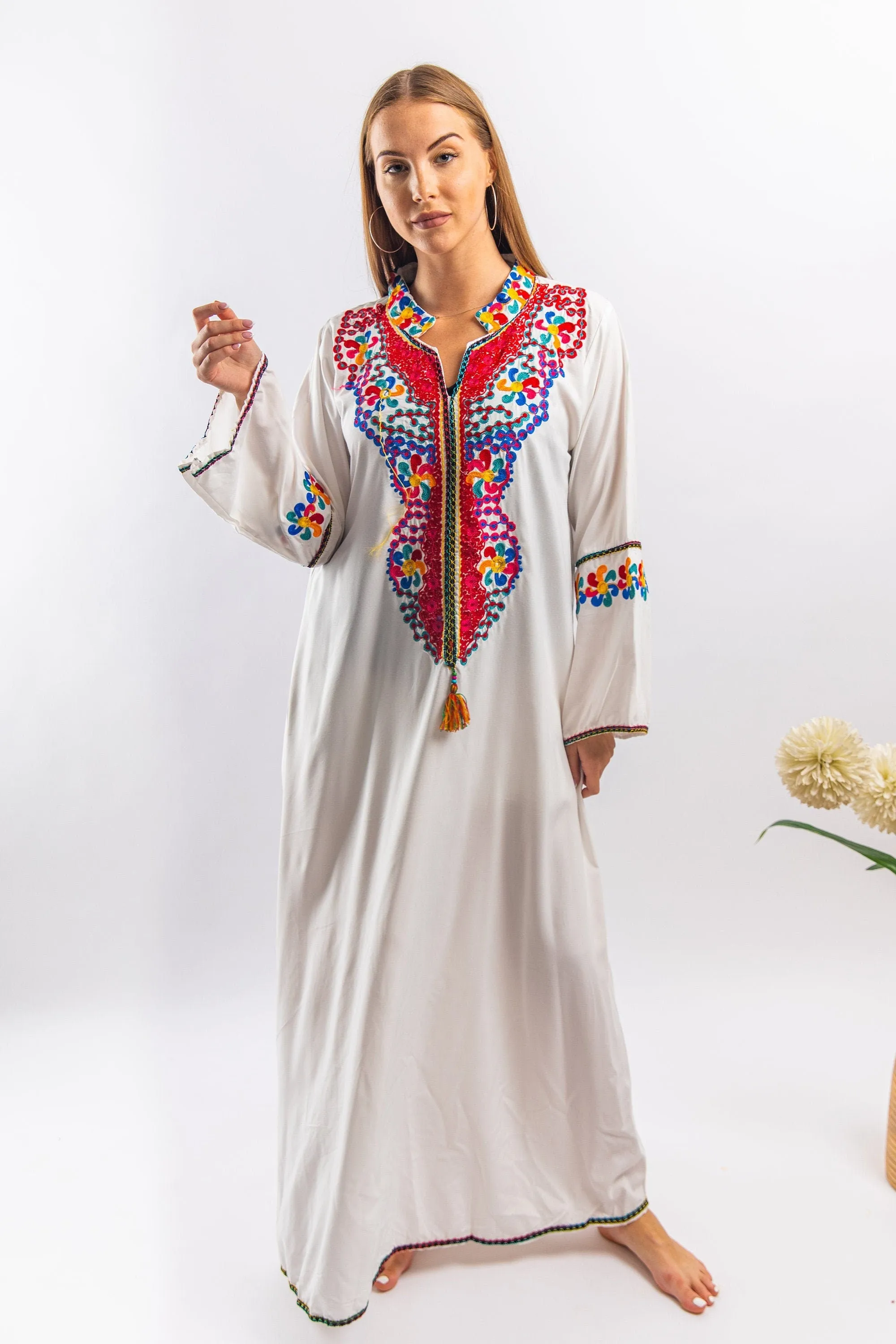 White bohemian embroidered cotton caftan, embroidered Caftan, caftans for women, embroidered Caftan dress, Caftan maxi, Caftans for women